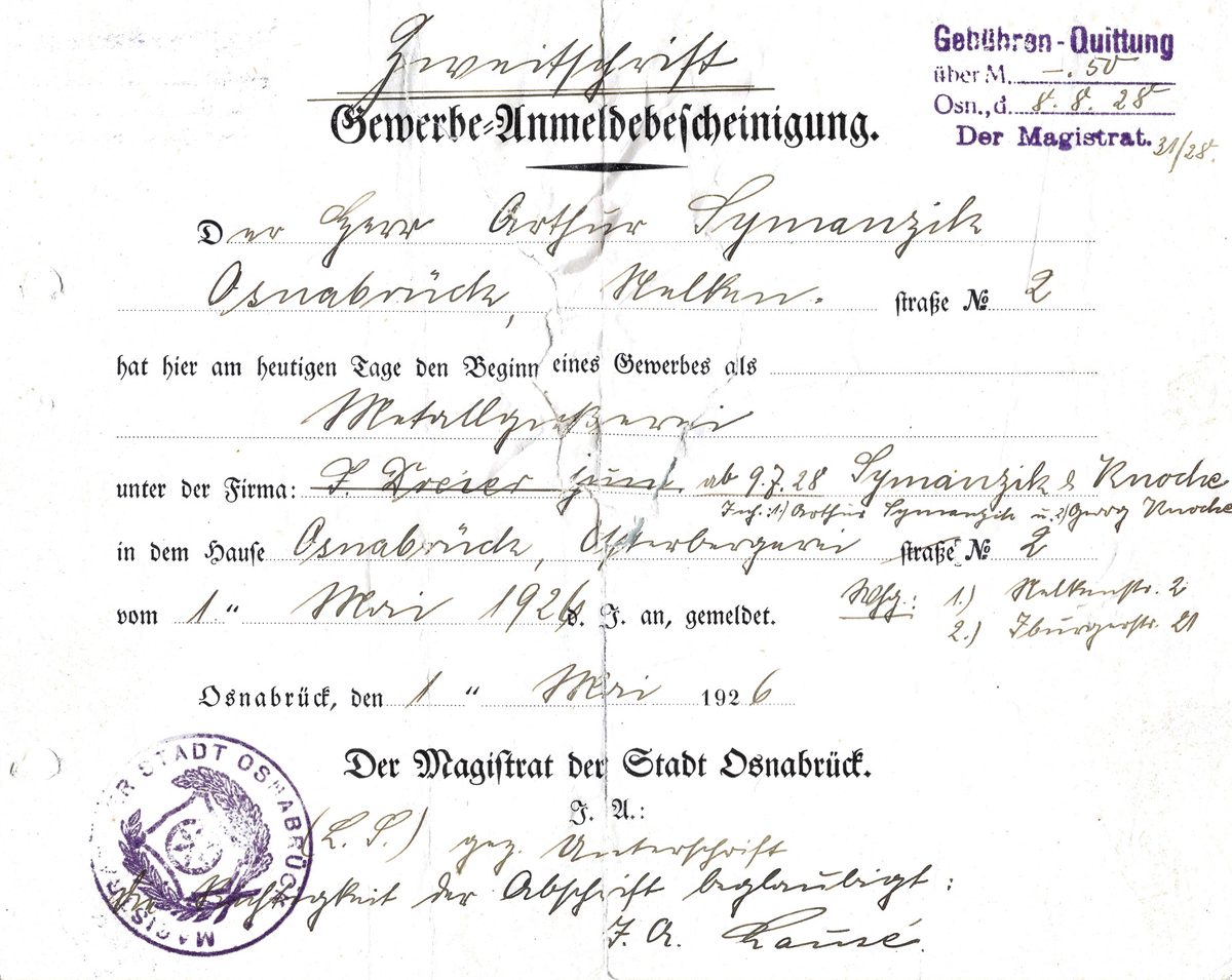 Handschriftlich ausgefülltes Formular mit Stempel des Magistrats der Stadt Osnabrück